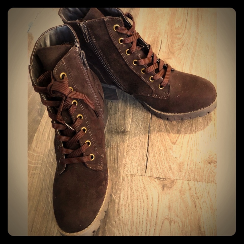 🍂Dark Brown Combat Boots🍂 - Picture 2 of 8